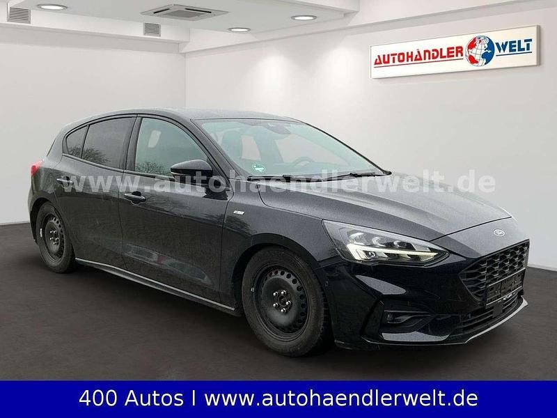 Gebraucht Ford Focus ST-Line 125 PS (91 kW) 2019 Schwarz Limousine