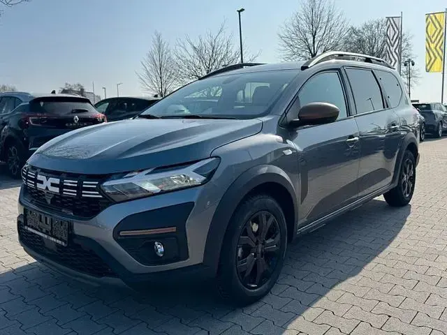 Gebraucht Dacia Jogger Extreme 110 PS (80 kW) 2024 Grau Van / Kleinbus