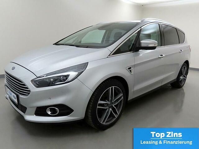 Gebraucht Ford S-MAX Titanium 190 PS (139 kW) 2018 Polarsilber Van / Kleinbus