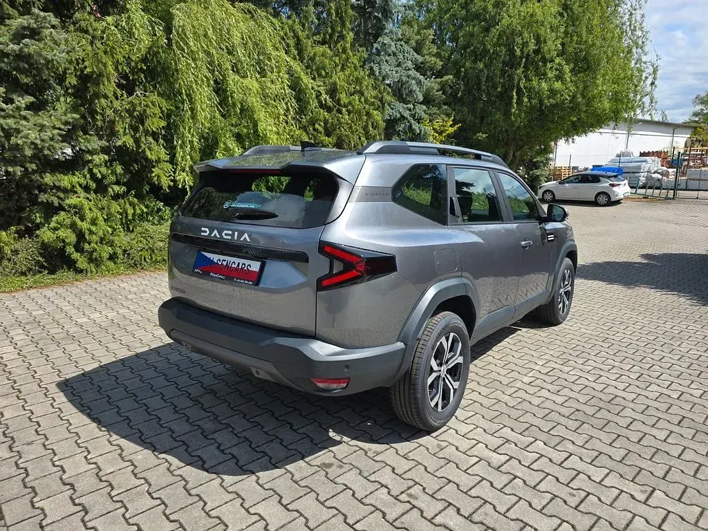 Neu Dacia Bigster Expression 140 PS (102 kW) 2026 Grau SUV