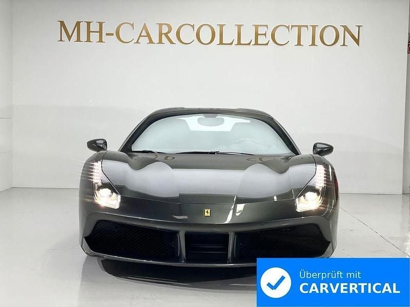 Gebraucht Ferrari 488 669 PS (492 kW) 2016 Grau Cabrio