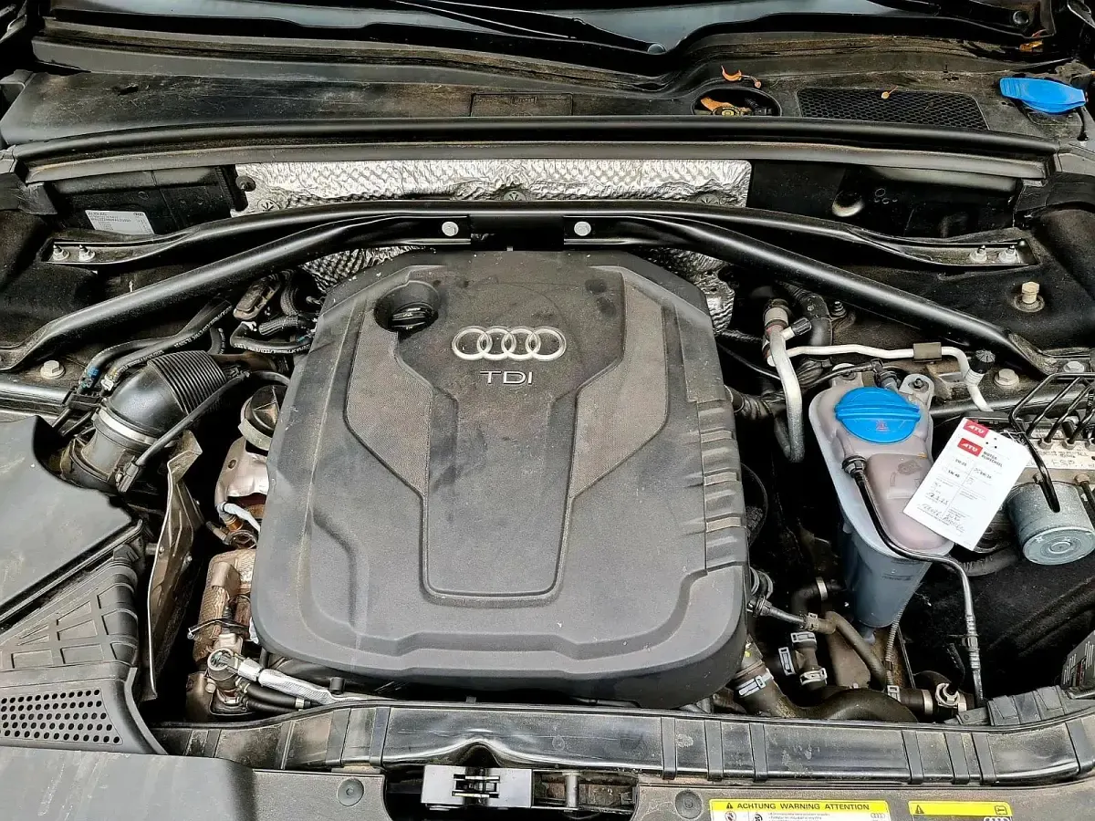 Gebraucht Audi Q5 S-Line 150 PS (110 kW) 2015 Grau SUV