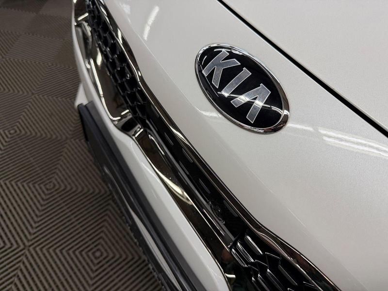 Gebraucht Kia Stinger GT 370 PS (272 kW) 2017 Weiß Kleinwagen