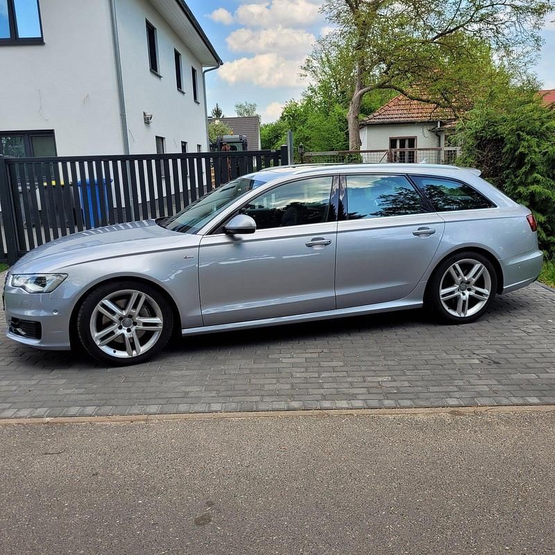 Silber Gebraucht 2015 Audi A6 S-Line Kombi | 17.300 € (Superpreis) - Bild 1/4