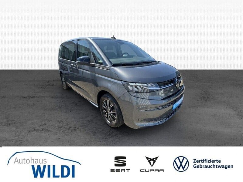 Gebraucht VW Multivan Life 150 PS (110 kW) 2023 Grau Van / Kleinbus