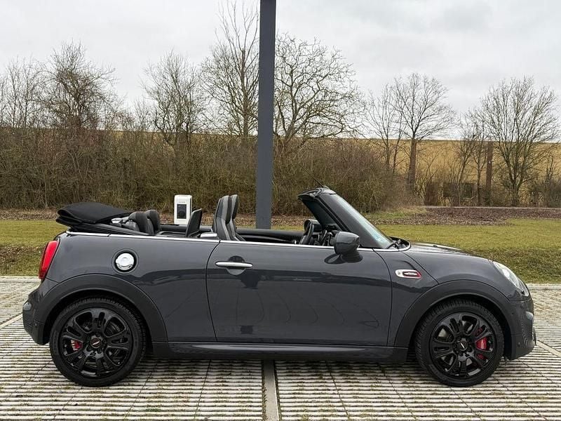 Gebraucht Mini John Cooper Works 231 PS (169 kW) 2021 Grau Kleinwagen