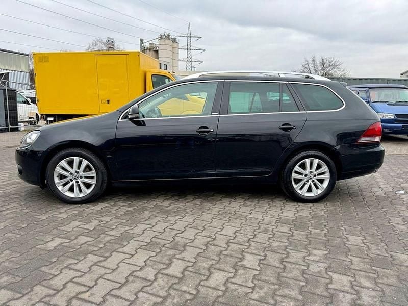 Gebraucht VW Golf VI Style 105 PS (77 kW) 2011 Schwarz Kleinwagen