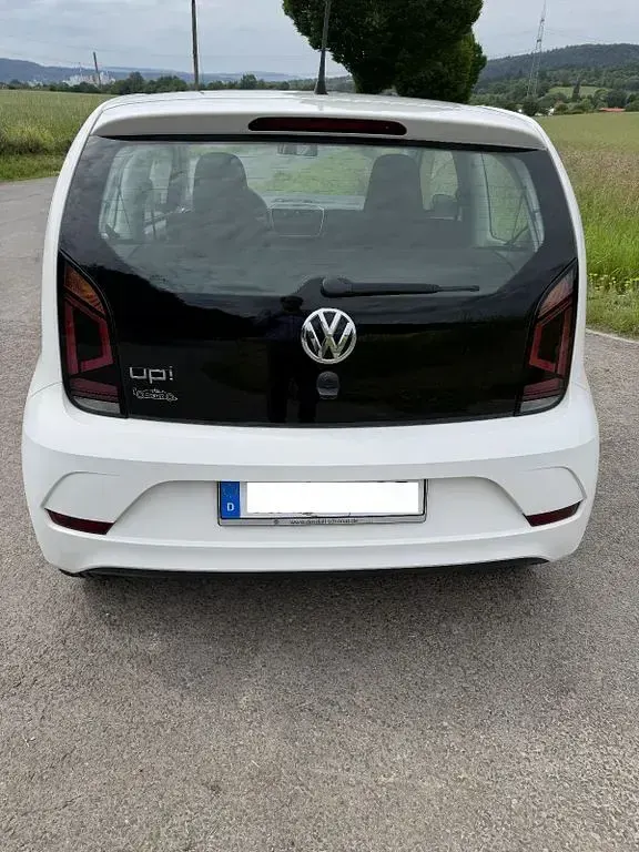 Gebraucht VW up! 60 PS (44 kW) 2019 Weiß Kleinwagen