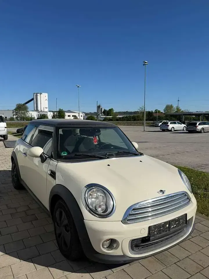 Gebraucht Mini ONE 98 PS (72 kW) 2013 Weiß Kleinwagen