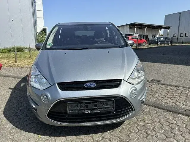 Gebraucht Ford S-MAX Titanium 200 PS (147 kW) 2013 Grau Van / Kleinbus
