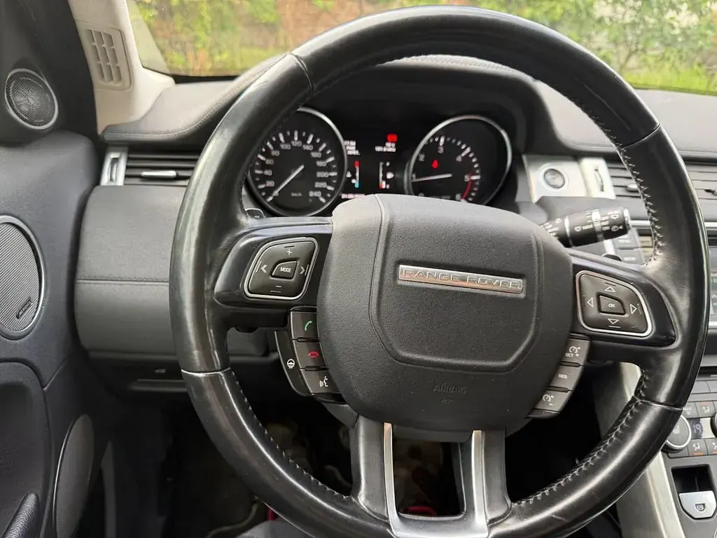 Gebraucht Land Rover Range Rover evoque Dynamic 190 PS (139 kW) 2014 Weiß SUV