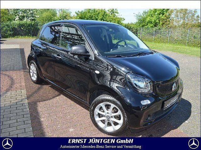 Schwarz Gebraucht 2019 Smart ForFour Passion Kleinwagen | 15.888 € (Etwas zu teuer) - Bild 1/4