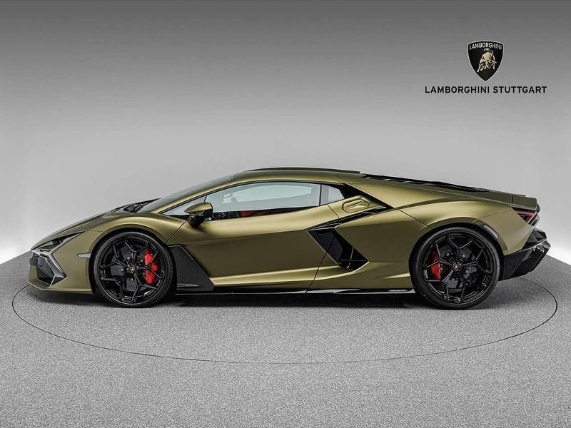 Usata Lamborghini Revuelto 1016 CV (747 kW) 2024 Verde Coupé