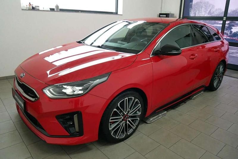 Gebraucht Kia ProCeed GT 204 PS (150 kW) 2020 Track rot metallic (metallic) Kombi