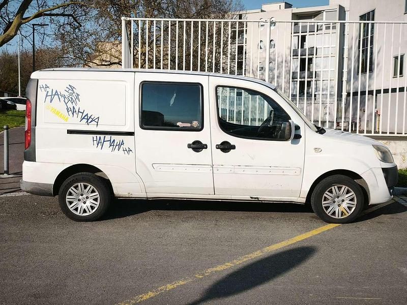 Gebraucht Fiat Doblò 75 PS (55 kW) 2006 Weiß Van / Kleinbus