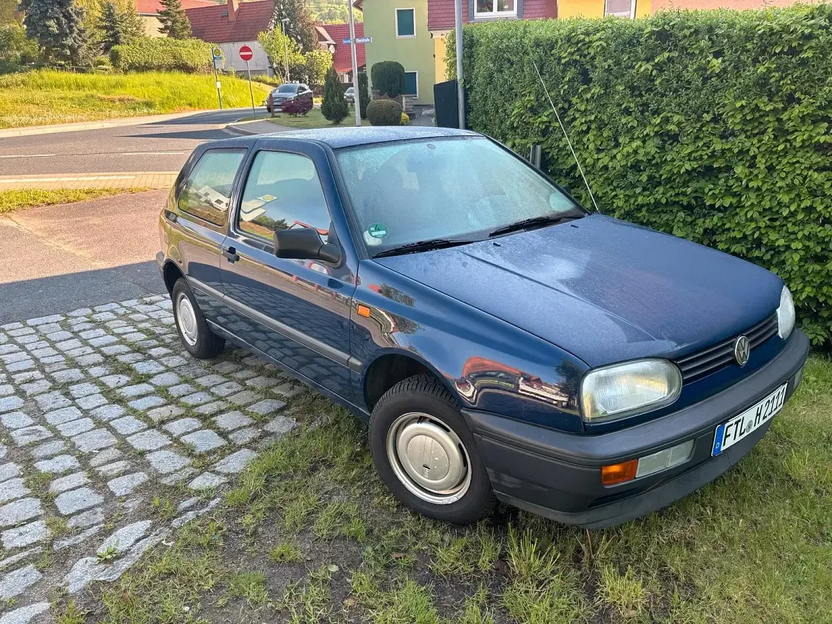 Brugt VW Golf III 60 HK (44 kW) 1994 Blå Hatchback