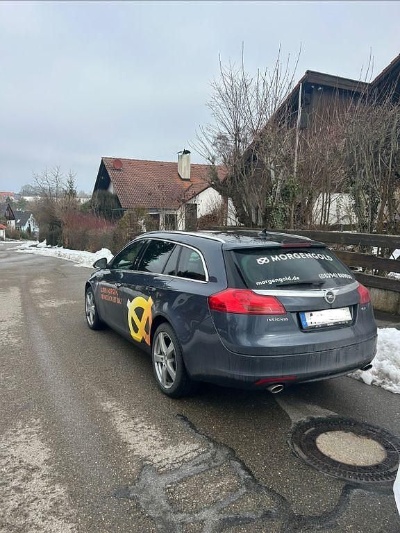 Gebraucht Opel Insignia 260 PS (191 kW) 2009 Blau Kombi