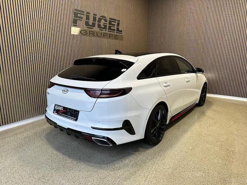 Gebraucht Kia ProCeed GT 204 PS (150 kW) 2020 Deluxeweiss met. Kombi