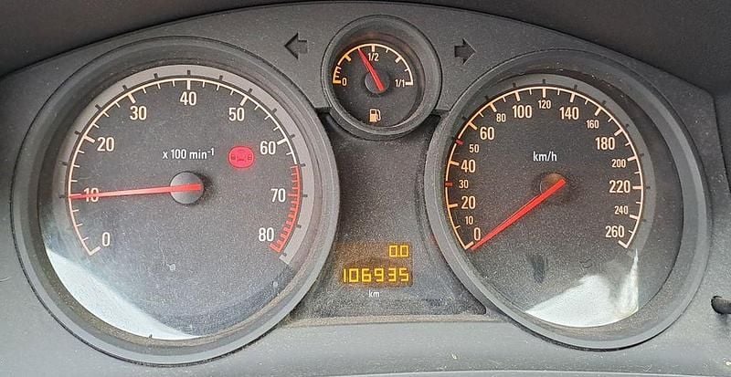 Gebraucht Opel Astra GTC Selection 90 PS (66 kW) 2009 Weiß Limousine