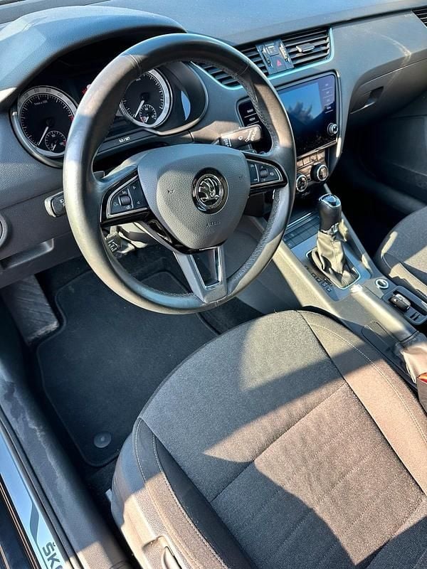 Gebraucht Skoda Octavia Soleil 150 PS (110 kW) 2020 Schwarz Kombi