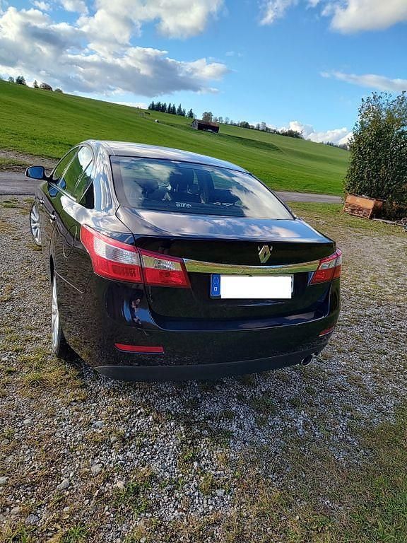 Gebraucht Renault Latitude 173 PS (127 kW) 2011 Schwarz Limousine