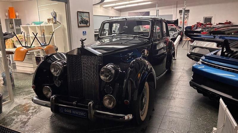 Schwarz Gebraucht 1954 Rolls Royce Silver Dawn Limousine | 45.000 € - Bild 1/4