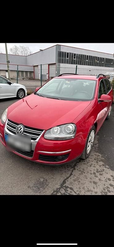 Gebraucht VW Golf V 140 PS (102 kW) 2008 Rot Kombi