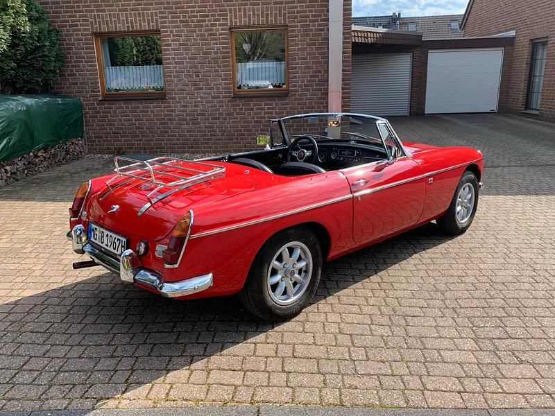 Usata MG B 95 CV (69 kW) 1968 Rosso Cabrio