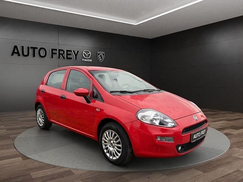 Rot Gebraucht 2016 Fiat Punto Mystyle Kleinwagen | 7.490 € (Etwas zu teuer) - Bild 1/3