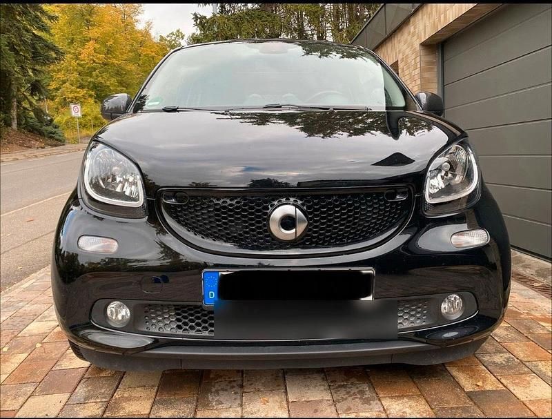 Gebraucht Smart ForFour Passion 90 PS (66 kW) 2019 Schwarz Kleinwagen