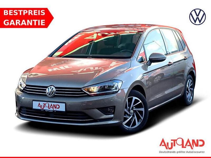 Braun Gebraucht 2017 VW Golf Sportsvan Van / Kleinbus | 17.490 € (Teuer) - Bild 1/4