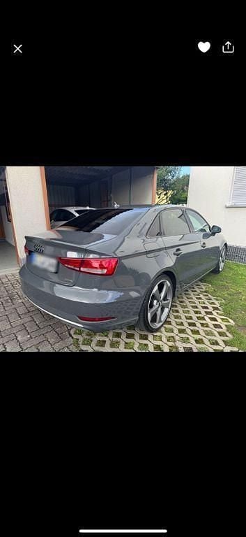 Gebraucht Audi A3 Sport 184 PS (135 kW) 2018 Grau Limousine