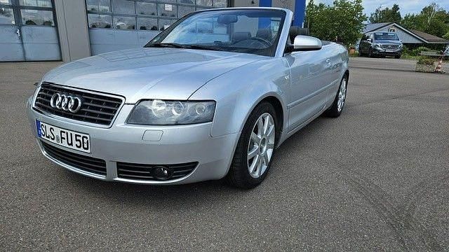 Silber Gebraucht 2004 Audi A4 Cabriolet S-Line Cabrio | 7.800 € - Bild 1/4