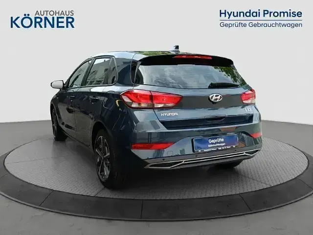 Gebraucht Hyundai i30 Trend 160 PS (117 kW) 2023 Grau Limousine