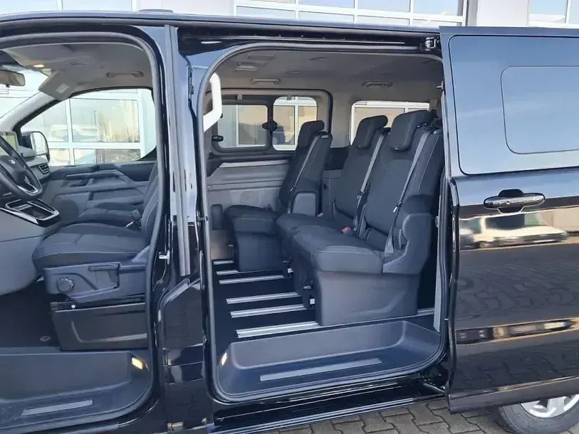 Neu Ford Tourneo Custom 170 PS (125 kW) 2025 Schwarz Van