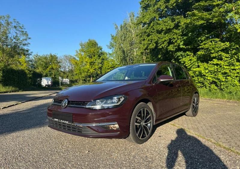 Gebraucht 2017 VW Golf VII Comfortline Limousine | 11.490 € (Guter Preis) - Bild 1/4