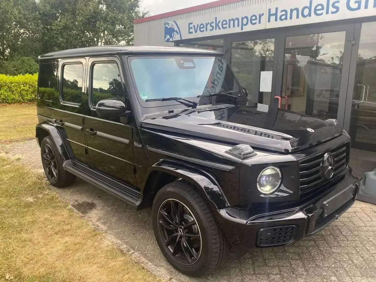 Gebraucht Mercedes G450 AMG 367 PS (269 kW) 2024 Schwarz SUV