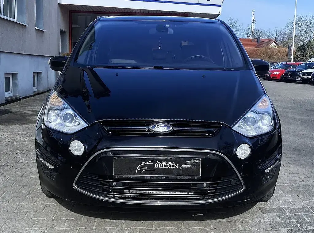 Gebraucht Ford S-MAX Titanium 163 PS (119 kW) 2010 Schwarz Van / Kleinbus
