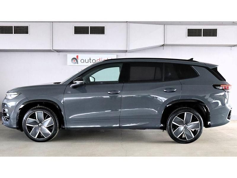 Gebraucht VW Tayron R-line 193 PS (141 kW) 2025 Grau SUV