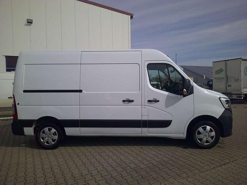Gebraucht Renault Master Komfort 135 PS (99 kW) 2024 Mineral weiss Van / Kleinbus