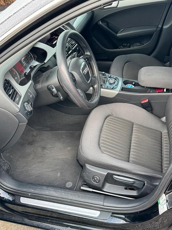 Gebraucht Audi A4 143 PS (105 kW) 2008 Schwarz Kombi