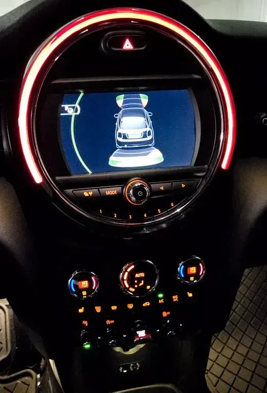Gebraucht Mini Cooper Chili 136 PS (100 kW) 2017 Grau Kleinwagen