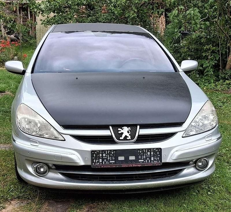 Silber Gebraucht 2005 Peugeot 607 Platinum Limousine | 999 € (Fairer Preis) - Bild 1/4