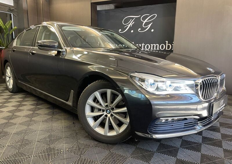Grau Gebraucht 2016 BMW 730 Limousine | 26.999 € (Superpreis) - Bild 1/4