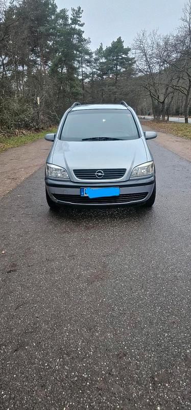 Grau Gebraucht 1999 Opel Zafira Van / Kleinbus | 2.000 € (Fairer Preis) - Bild 1/4
