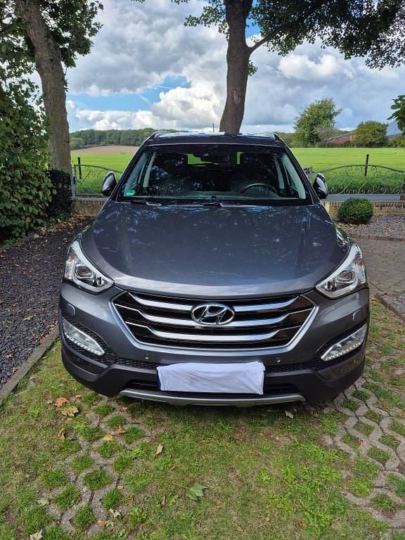 Silber Gebraucht 2015 Hyundai Santa Fe Premium SUV | 15.500 € (Fairer Preis) - Bild 1/4