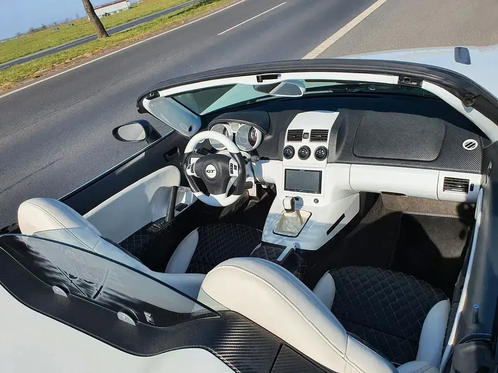 Second-hand Opel GT 264 CP (194 kW) 2008 Alb Cabrio