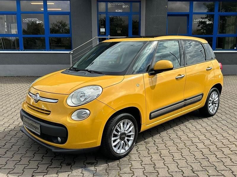 Gelb Gebraucht 2013 Fiat 500L Lounge Van / Kleinbus | 5.890 € (Guter Preis) - Bild 1/4