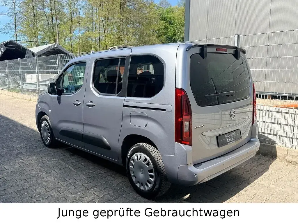 Occasion Opel Combo Life Elegance 131 ch (96 kW) 2022 Gris Monospace