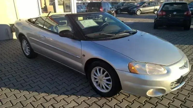 Gebraucht Chrysler Sebring Cabriolet 141 PS (103 kW) 2002 Bright silver metallic Cabrio